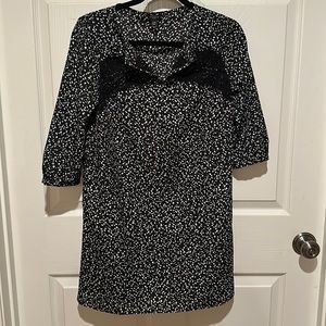 Ann Taylor Mid sleeve women’s top dotted black and white